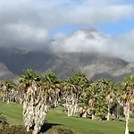 Playa Del Duque-amazing Views 2 Bedroom Apartamento *