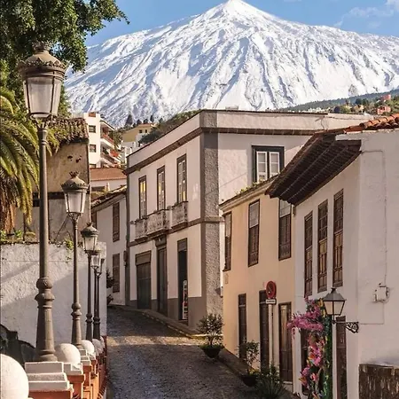 Playa Del Duque-amazing Views 2 Bedroom