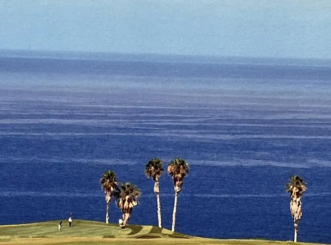 Playa Del Duque-amazing Views 2 Bedroom Appartamento