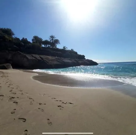 アパート Playa Del Duque-amazing Views 2 Bedroom アデヘ