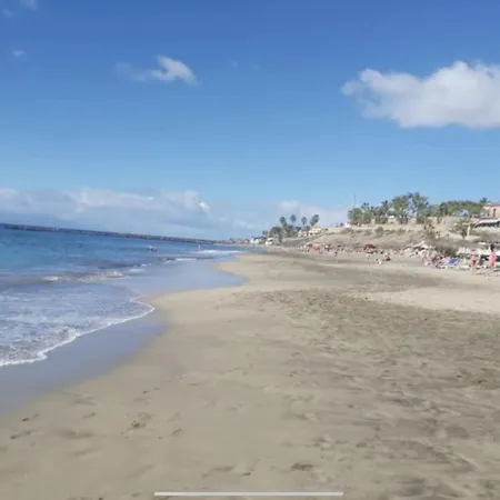 아파트 Playa Del Duque-amazing Views 2 Bedroom 아데제