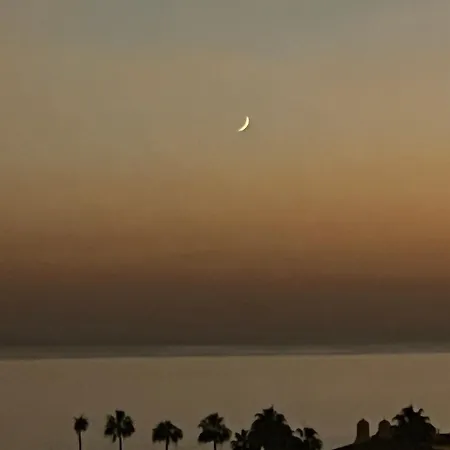 Playa Del Duque-amazing Views 2 Bedroom Appartement *