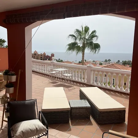 アパート Playa Del Duque-amazing Views 2 Bedroom