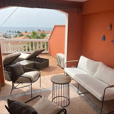 Apartament Playa Del Duque-amazing Views 2 Bedroom