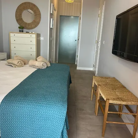 Playa Del Duque-amazing Views 2 Bedroom 아파트 *