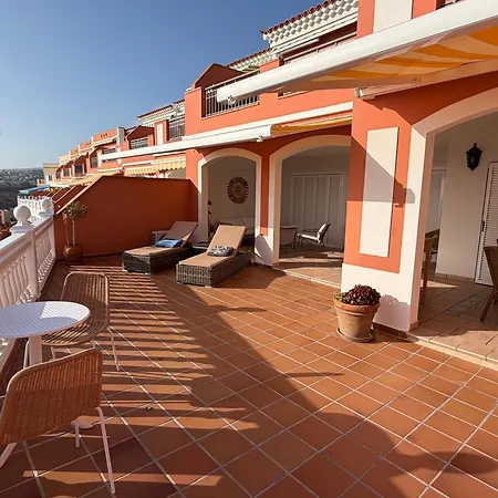 아파트 Playa Del Duque-amazing Views 2 Bedroom