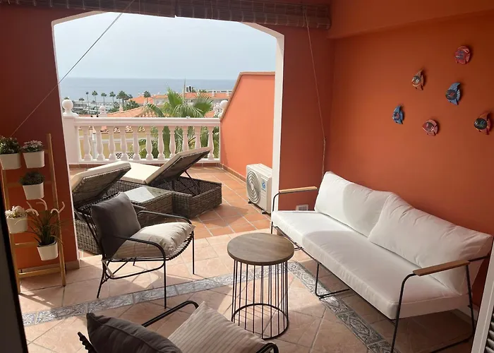 아파트 Playa Del Duque-amazing Views 2 Bedroom