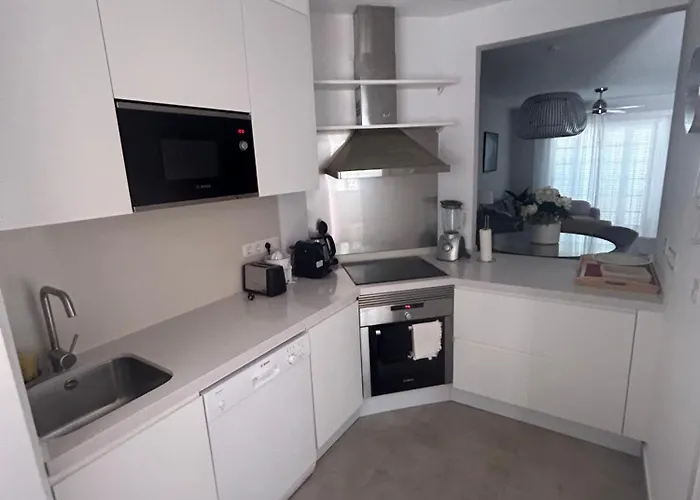 Playa Del Duque-amazing Views 2 Bedroom * 아데제